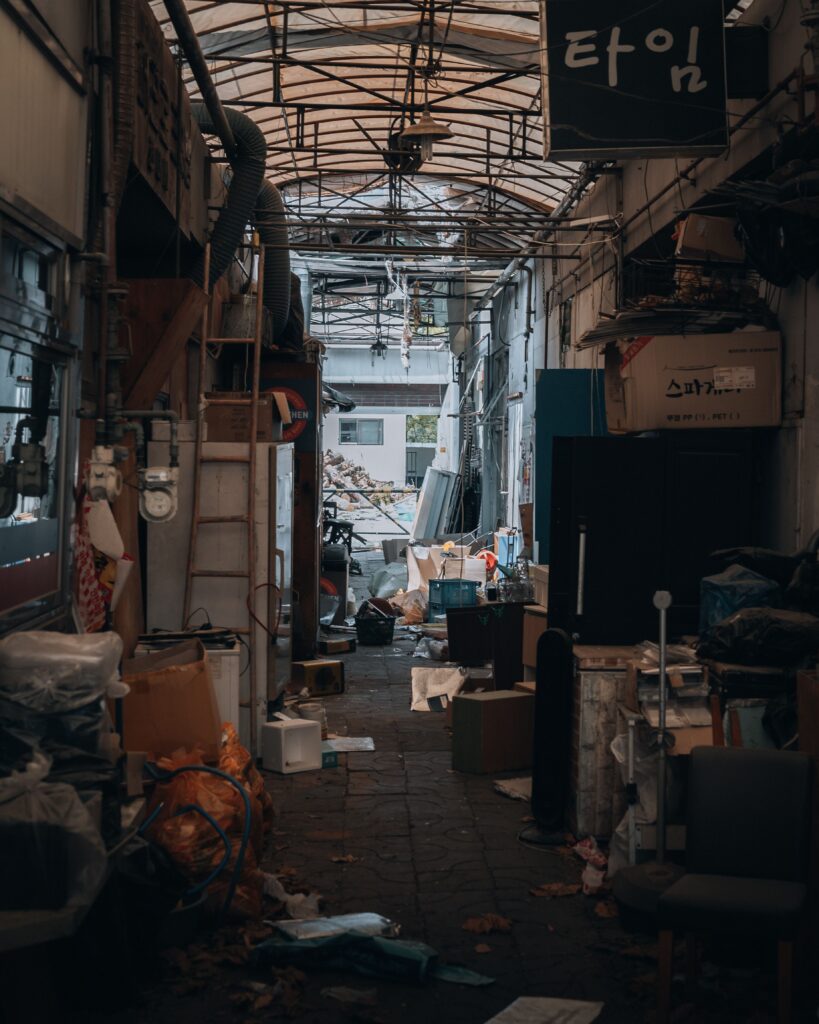 Home pexels jakobjin 13885592
